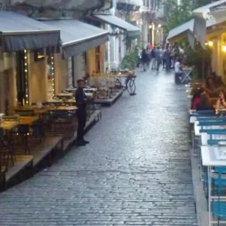 Lägenhet Charming In With Balcony And View